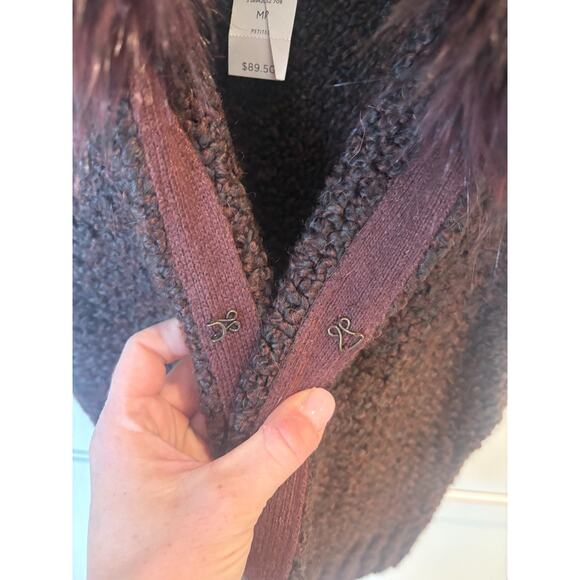 Ann Taylor LOFT Women's Petite M Blackberry Faux Fur Collar Sweater Vest NEW - Picture 3 of 5